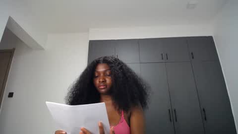 Liya online show from 07-12-26, 01:40