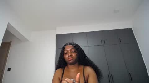 Liya online show from 07-17-26, 02:07