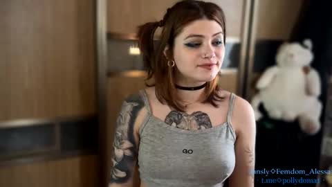 Polly my Name.   .  online show from 05-01-26, 12:43
