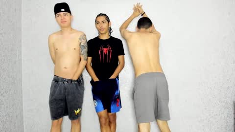 ARTURO-18  MATIAS-18  NIKOLAY-19  HADES-18  GABO-19 online show from 02-08-25, 02:27