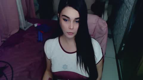 Snapshot of cute_candace chatting on 01-09-25, 09:48 indianadollbaby online show from 01-09-25, 09:48