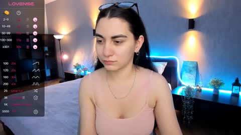 Snapshot of cute_chus chatting on 01-14-25, 02:08 Hanna online show from 01-14-25, 02:08