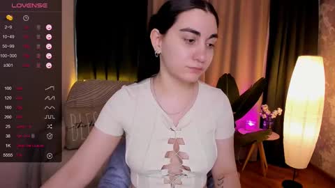 Snapshot of cute_chus chatting on 03-10-25, 08:15 Hanna online show from 03-10-25, 08:15