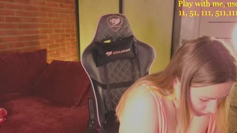 Snapshot of cute_darina chatting on 12-22-24, 11:44 Everyday stream in the same time online show from 12-22-24, 11:44