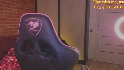 Snapshot of cute_darina chatting on 12-24-24, 01:38 Everyday stream in the same time online show from 12-24-24, 01:38