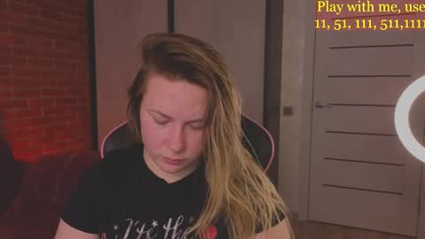 Snapshot of cute_darina chatting on 02-19-25, 05:16 Everyday stream in the same time online show from 02-19-25, 05:16