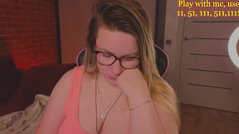 Snapshot of cute_darina chatting on 02-19-25, 11:28 Everyday stream in the same time online show from 02-19-25, 11:28