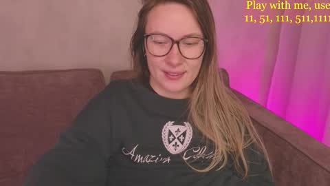 Everyday stream in the same time online show from 12-19-25, 01:12