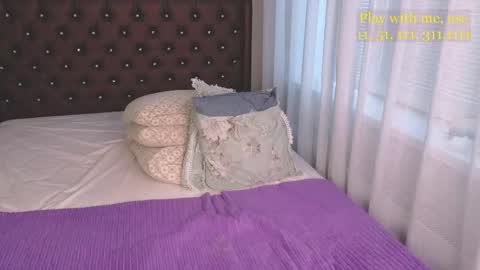 Snapshot of cute_darina chatting on 06-05-26, 01:56 Everyday stream in the same time online show from 06-05-26, 01:56