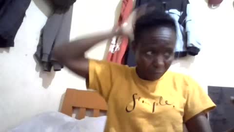 Snapshot of cute_divah4 chatting on 06-27-26, 07:13 cute_divah4 online show from 06-27-26, 07:13