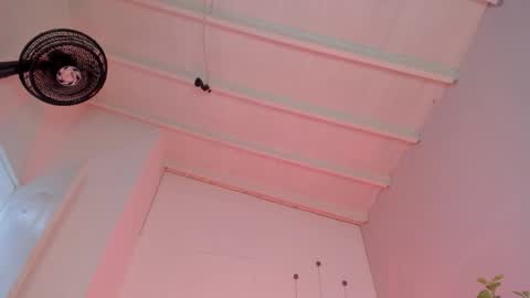 Stacy online show from 11-19-25, 06:52