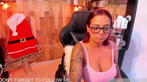    Independent Model online show from 12-04-25, 12:20