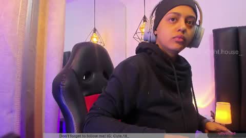    Independent Model online show from 06-09-26, 01:01