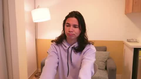 Snapshot of cute_erelis chatting on 06-07-26, 08:18 You Erelis online show from 06-07-26, 08:18