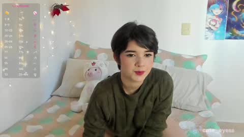 Snapshot of cute_eyess chatting on 01-08-25, 08:18 Cute online show from 01-08-25, 08:18