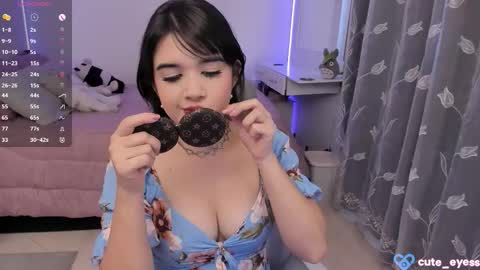 Cute online show from 02-10-26, 09:08