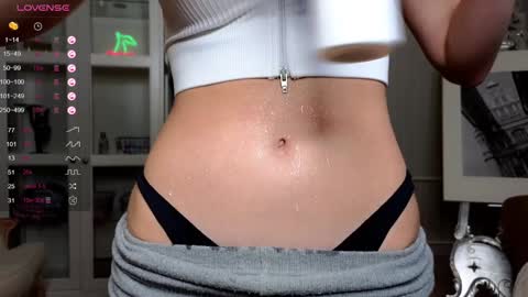 Snapshot of cute_fox_girl chatting on 01-29-25, 01:28 Anne online show from 01-29-25, 01:28