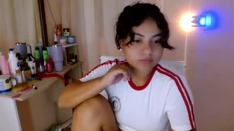 cute_hippo8 online show from 02-22-25, 08:50