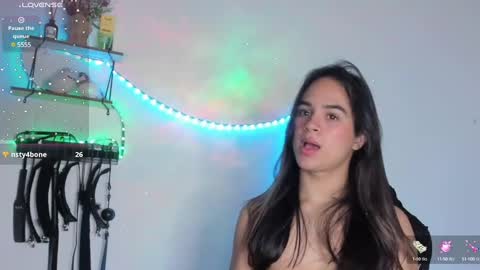 Snapshot of cute_horny12 chatting on 02-25-25, 08:14 Cute horny1 online show from 02-25-25, 08:14