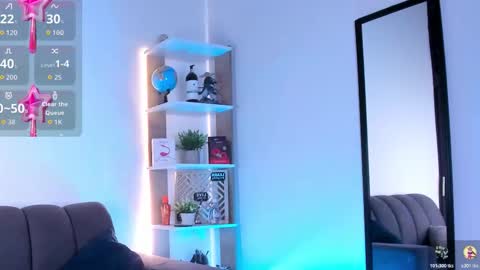 Cute horny1 online show from 03-26-26, 11:27