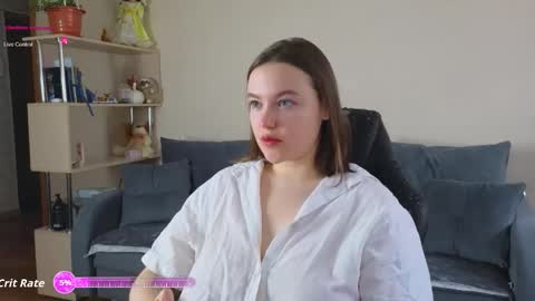 Snapshot of cute_junk chatting on 10-14-25, 07:09 Kite and Jack online show from 10-14-25, 07:09