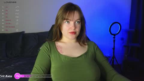 Snapshot of cute_junk chatting on 11-11-25, 10:10 Kite and Jack online show from 11-11-25, 10:10