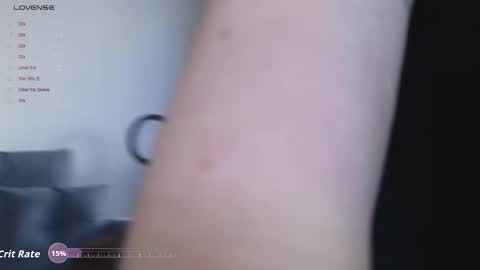 Snapshot of cute_junk chatting on 11-13-25, 06:45 Kite and Jack online show from 11-13-25, 06:45