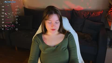 Snapshot of cute_junk chatting on 12-14-25, 11:42 Kite and Jack online show from 12-14-25, 11:42