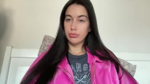 Snapshot of cute_kriss94 chatting on 11-01-25, 12:51 cute_kriss94 online show from 11-01-25, 12:51