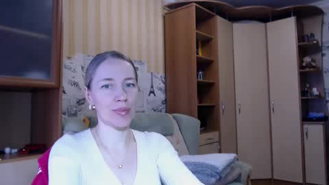 cute_lion_ online show from 03-21-26, 01:58