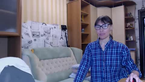 cute_lion_ online show from 03-31-26, 12:27