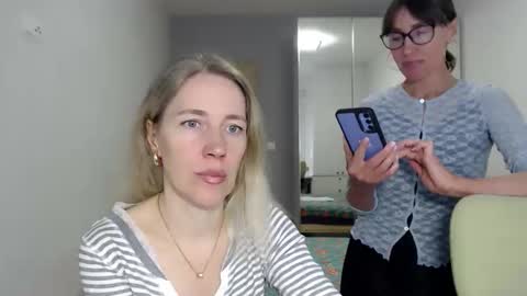 Snapshot of cute_lion_ chatting on 05-08-26, 02:33 cute_lion_ online show from 05-08-26, 02:33