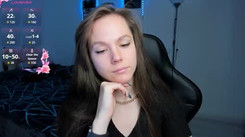 Snapshot of cute_little_ass chatting on 11-05-25, 04:23 Emily online show from 11-05-25, 04:23