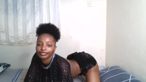 Snapshot of cute_messy chatting on 06-19-26, 06:07 cute messy online show from 06-19-26, 06:07