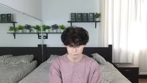 Snapshot of cute_mikex chatting on 02-01-26, 04:33 Mike online show from 02-01-26, 04:33