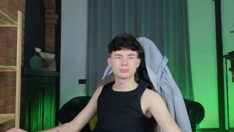 Snapshot of cute_mikex chatting on 02-20-26, 02:06 Mike online show from 02-20-26, 02:06