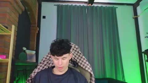 Snapshot of cute_mikex chatting on 02-25-26, 08:46 Mike online show from 02-25-26, 08:46