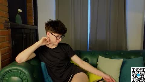 Snapshot of cute_mikex chatting on 03-14-26, 06:52 Mike online show from 03-14-26, 06:52