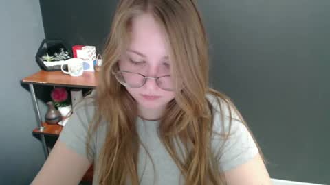 Veronica online show from 12-20-24, 11:00