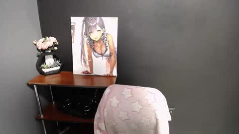 Veronica online show from 12-15-25, 07:12