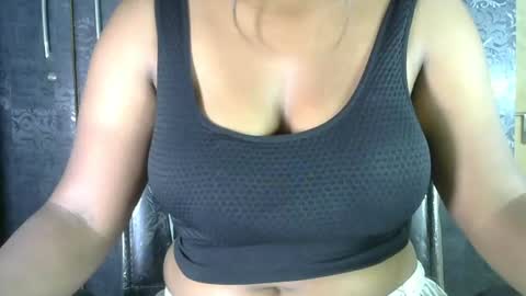 Snapshot of cute_payalji chatting on 05-19-26, 02:51 alia online show from 05-19-26, 02:51