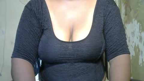 Snapshot of cute_payalji chatting on 05-25-26, 01:55 alia online show from 05-25-26, 01:55