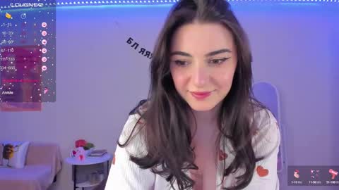 Snapshot of cute_redface_ chatting on 01-22-25, 04:44 Bb online show from 01-22-25, 04:44