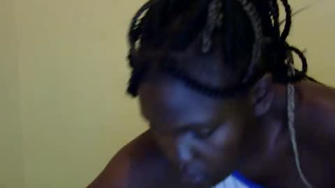 Snapshot of cute_roxie chatting on 12-22-24, 06:59 cute_roxie online show from 12-22-24, 06:59