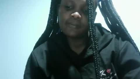 Snapshot of cute_roxie chatting on 02-19-25, 09:47 cute_roxie online show from 02-19-25, 09:47