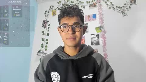 Snapshot of cute_sammy_1 chatting on 11-27-25, 11:34 cute_sammy_1 online show from 11-27-25, 11:34