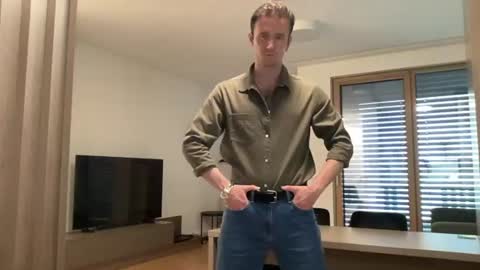 cute_skywalker online show from 07-08-26, 03:38