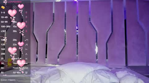 SOLEI online show from 02-25-25, 06:25