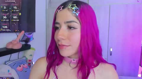 Snapshot of cute_sweetmontt chatting on 09-08-25, 07:24 katalinda montt online show from 09-08-25, 07:24