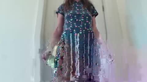 Anne-Marie  online show from 10-21-25, 09:21